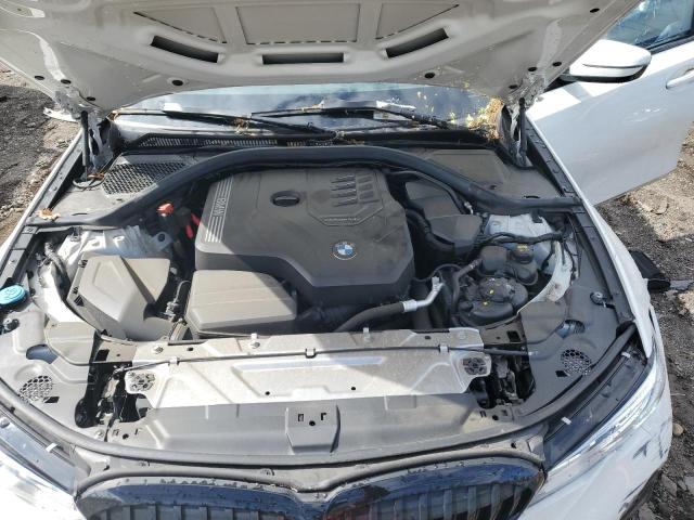 3MW5R7J06L8B27040 BMW 330XI
