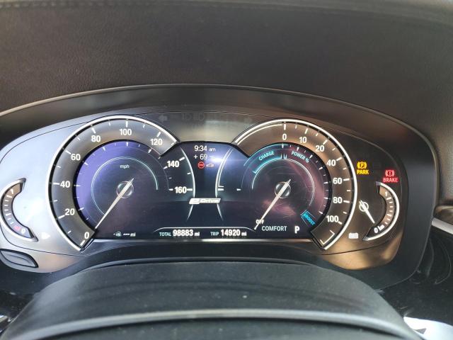 WBAJA9C58JB033215 BMW 530e