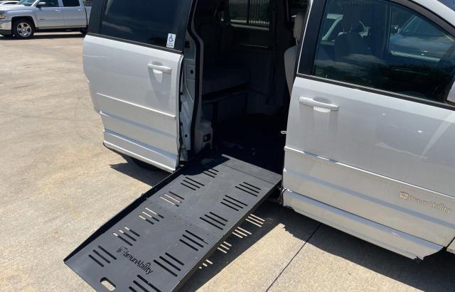 2C4RDGCG4FR641356 Dodge Grand Caravan Sxt