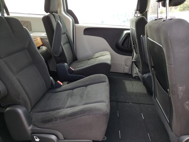 2C4RDGBG6FR581257 Dodge Grand Caravan Se