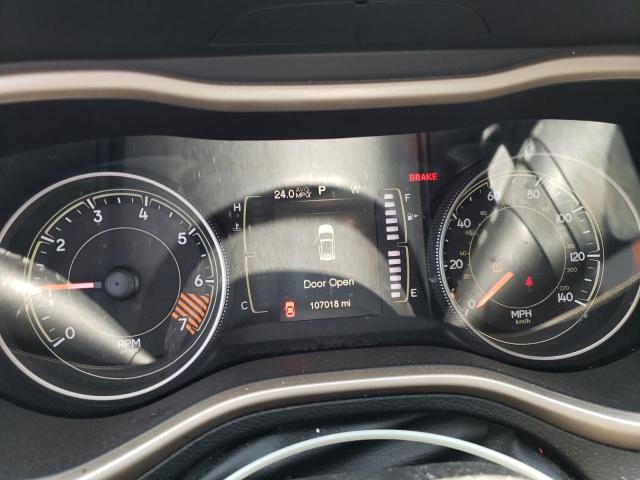 1C4PJLCB4FW637425 Jeep Cherokee Latitude