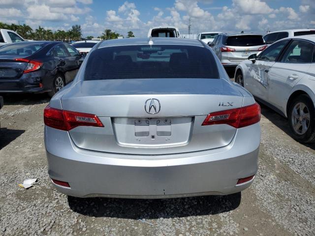19VDE1F33EE002472 Acura ILX 20