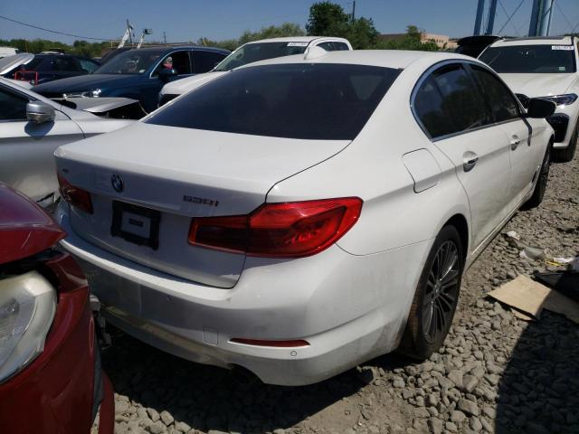 WBAJA7C3XHWA70856 BMW 530 XI