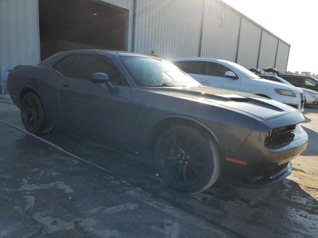 2C3CDZAG1JH334055 Dodge Challenger Sxt