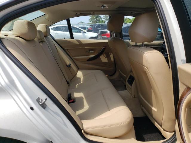 WBA3C3C5XEF984076 BMW 320 I Xdrive