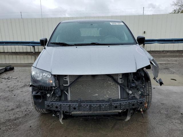 2C4RDGBGXFR650189 Dodge Grand Caravan Se