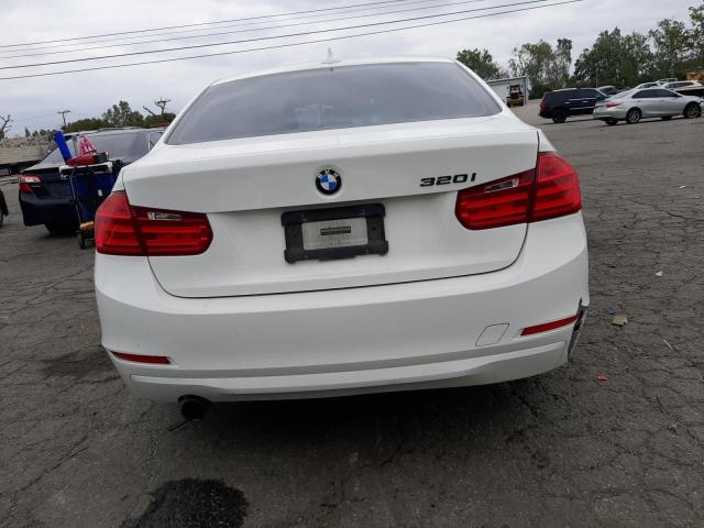 WBA3B1G58FNT02269 BMW 320 I