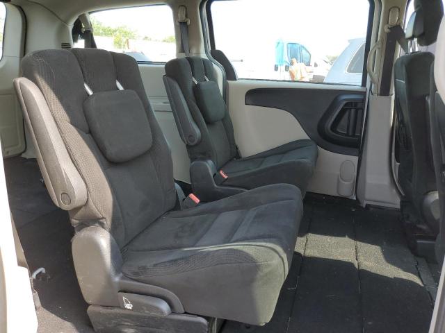 2C4RDGBG0FR689289 Dodge Grand Caravan Se