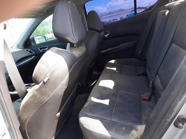 19UUB2F32JA002483 Acura TLX