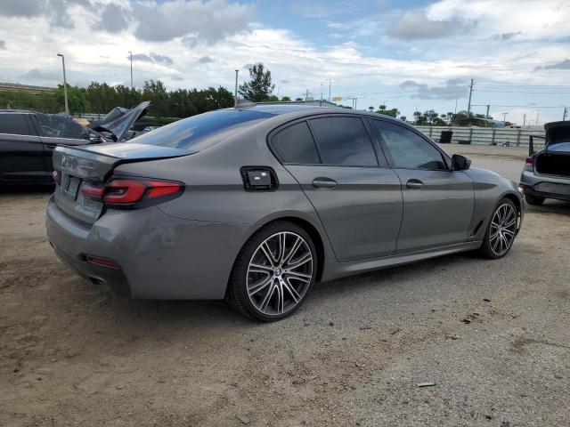WBA13BK09MCF93639 BMW M550xi