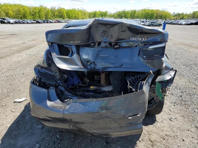WBA8E5G33HNU43319 BMW 320 XI