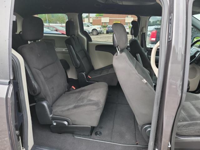 2C4RDGBG5FR684444 Dodge Grand Caravan Se