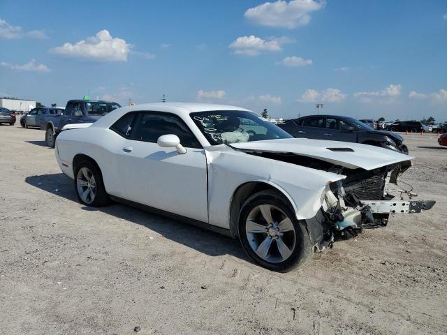 2C3CDZAG4JH183972 Dodge Challenger Sxt