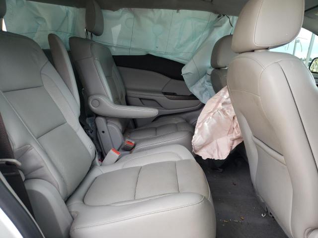1GKKNMLS2KZ223433 GMC Acadia Slt-1