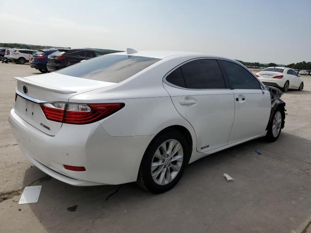 JTHBW1GG3F2092670 Lexus ES 300H