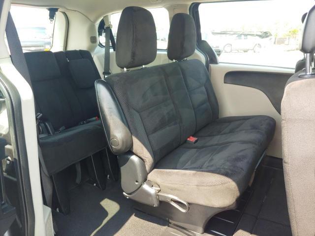 2C4RDGBG5FR551053 Dodge Grand Caravan Se
