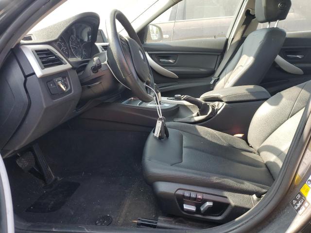 WBA8E5G33HNU43319 BMW 320 XI