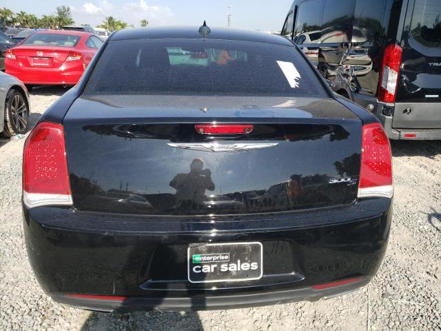 2C3CCABG6KH639815 Chrysler 300 S