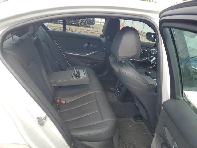 3MW5R7J06L8B27040 BMW 330XI