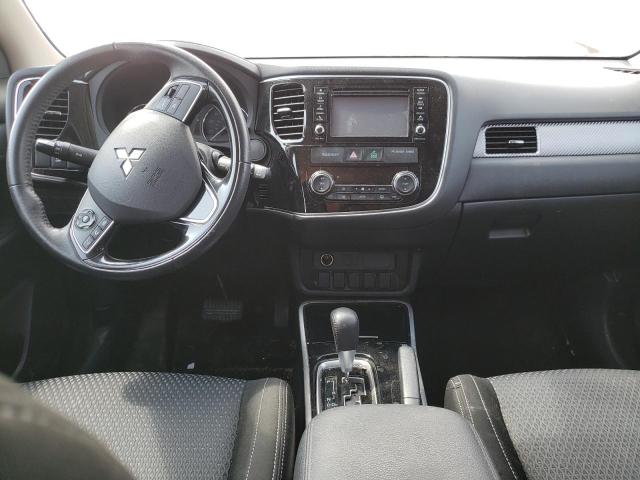 JA4AD2A30HZ066627 Mitsubishi Outlander Es