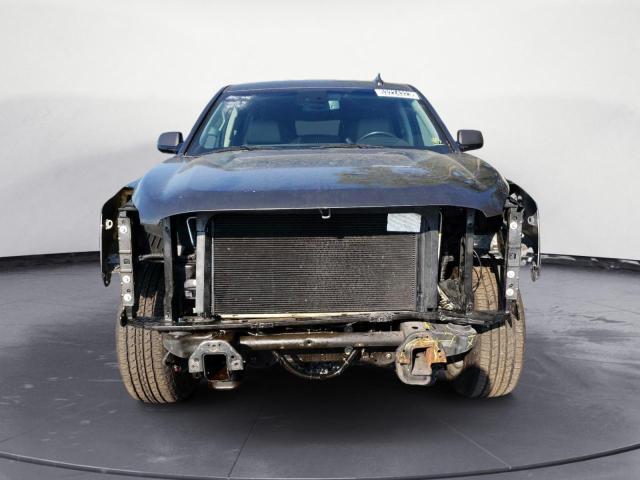 1GKS1GKC3KR400868 GMC Yukon Xl C1500 Slt