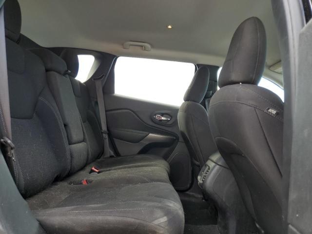 1C4PJLCB5LD606675 Jeep Cherokee Latitude