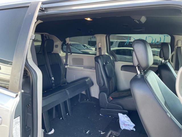 2C4RDGCG7KR530004 Dodge Grand Caravan Sxt