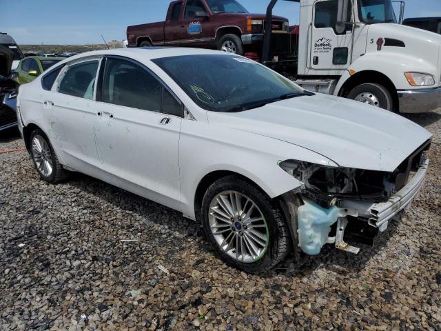 3FA6P0H94FR161054 Ford FUSION SE