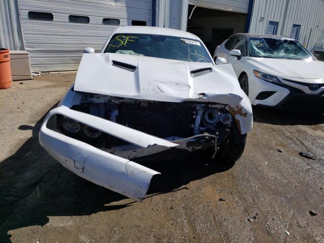 2C3CDZAGXJH314483 Dodge Challenger Sxt