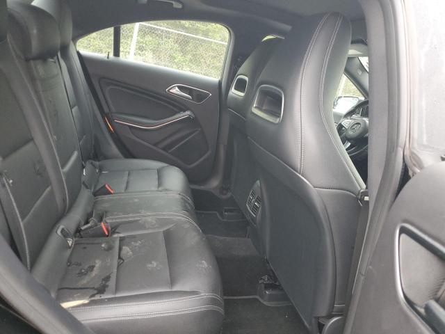 WDDSJ4GB1JN639034 Mercedes-Benz CLA 250 4MATIC