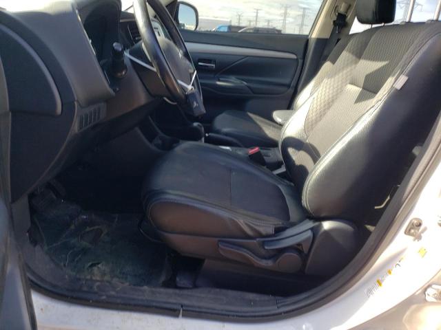 JA4AD3A32FZ001796 Mitsubishi Outlander Se