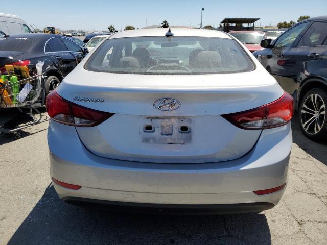 5NPDH4AE5GH708558 Hyundai ELANTRA SE