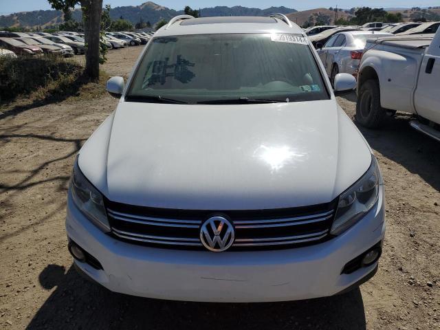 WVGBV7AX8FW511715 Volkswagen TIGUAN S