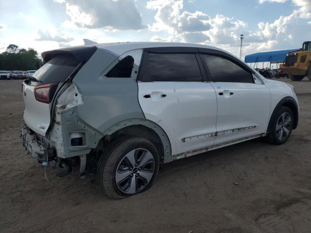 KNDCB3LC2J5203832 KIA NIRO FE