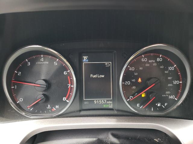 JTMJFREV0JD228148 Toyota RAV4 SE