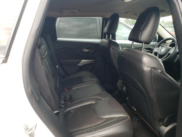 1C4PJMLB6JD607207 Jeep Cherokee Latitude Plus