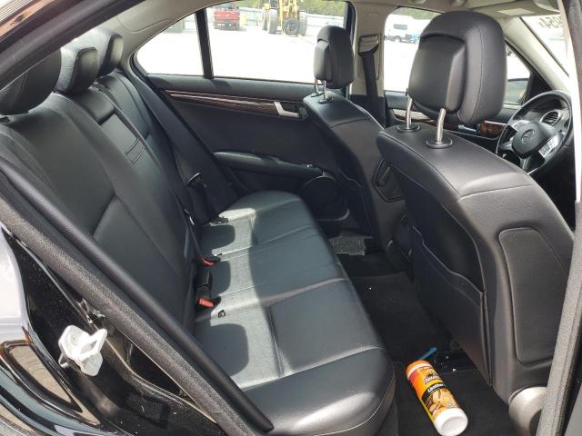 WDDGF8AB5ER308561 Mercedes-Benz C 300 4matic