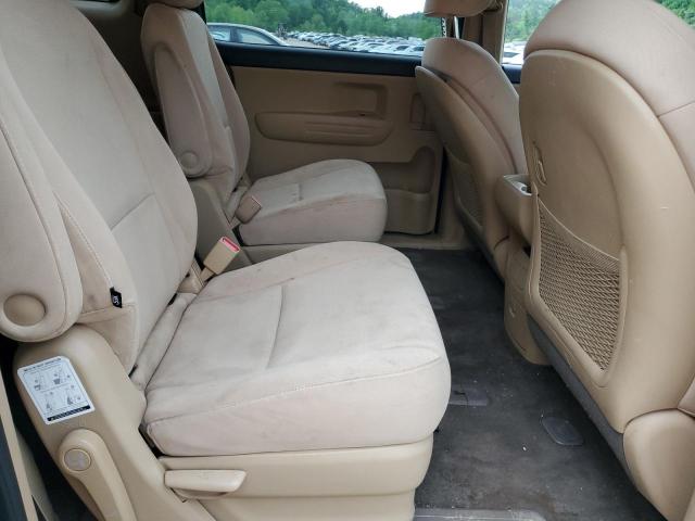 KNDMB5C14F6042612 KIA SEDONA LX