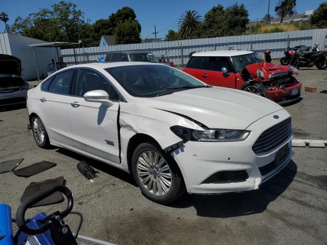 3FA6P0SU7ER270197 Ford Fusion Titanium Phev