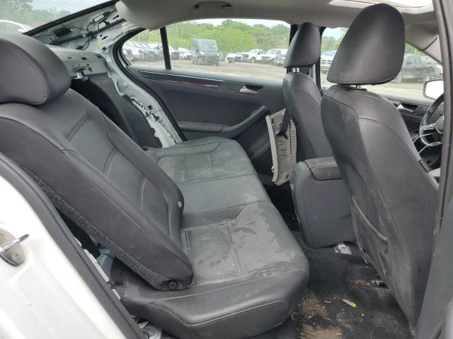 3VWL17AJ1HM394446 Volkswagen JETTA SEL