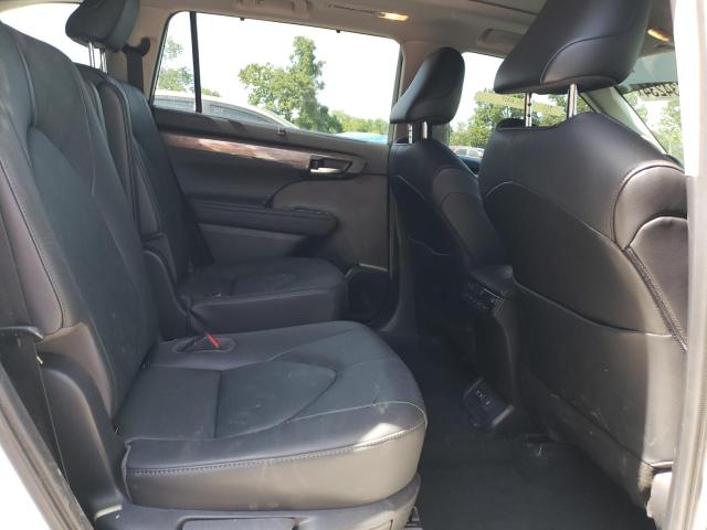 5TDFZRBH8LS040299 Toyota Highlander Platinum