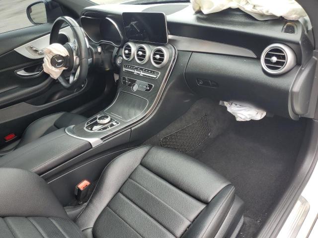 WDDWJ8DB3KF826865 Mercedes-Benz C 300