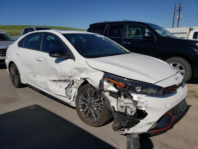 3KPF54AD1NE496560 KIA Forte Gt Line