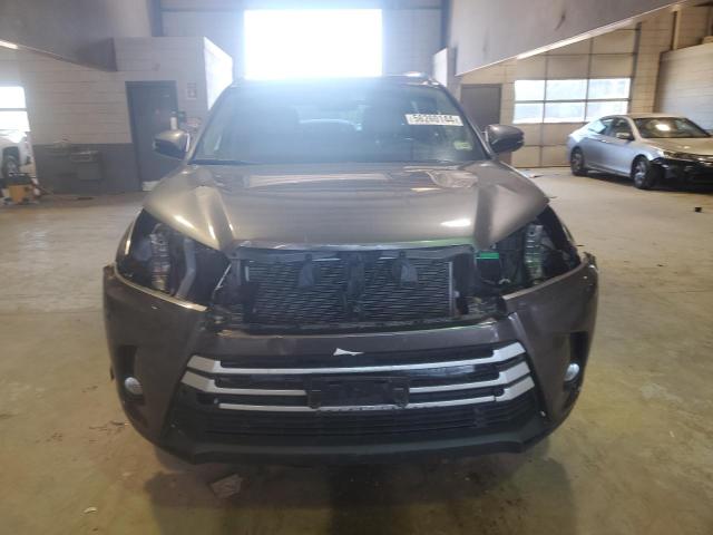 5TDJZRFH0JS855484 Toyota Highlander Se