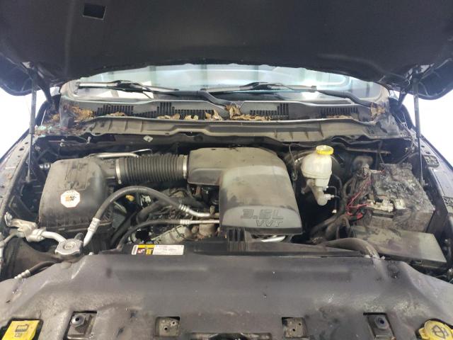 1C6RR7GG9HS792309 RAM 1500 Slt