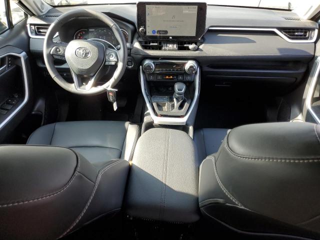 2T3C1RFVXPW294448 Toyota RAV4 XLE P