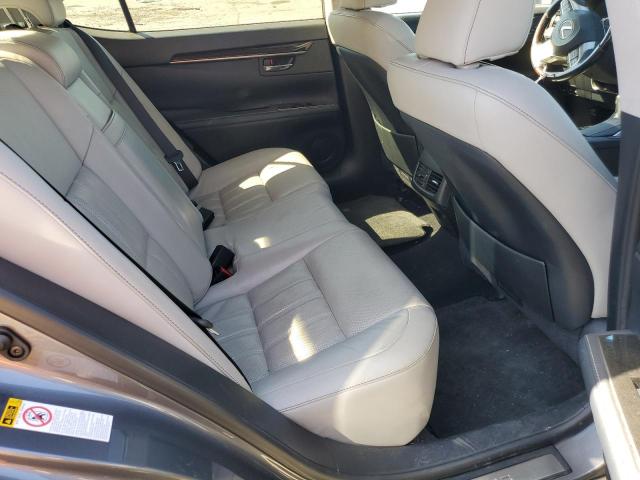 JTHBW1GG9H2140885 Lexus ES 300H