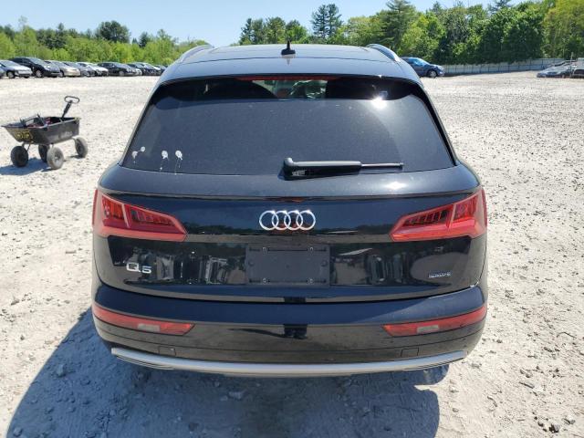 WA1BNAFY9K2082793 Audi Q5 Premium Plus