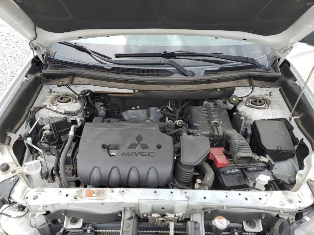 JA4AZ3A31GZ038258 Mitsubishi Outlander Se