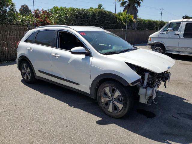 KNDCB3LC6H5044050 KIA NIRO FE